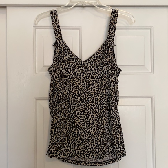 White House Black Market Top - Picture 5 of 5